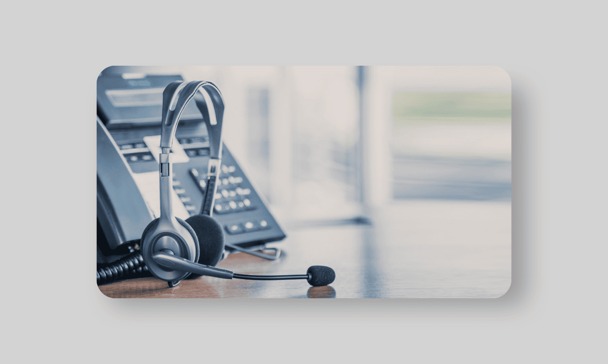 Webhelp improves CSAT through Cert image with a call center headset