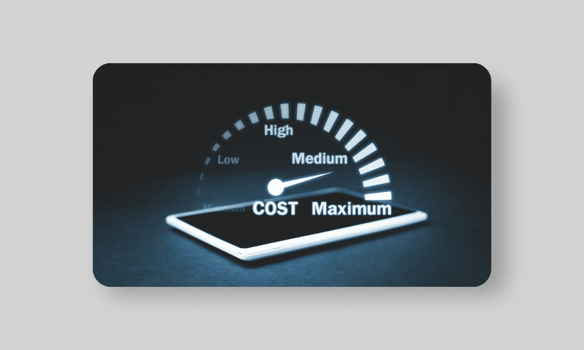 Gauge going from low to maximum with the arrow by maximum